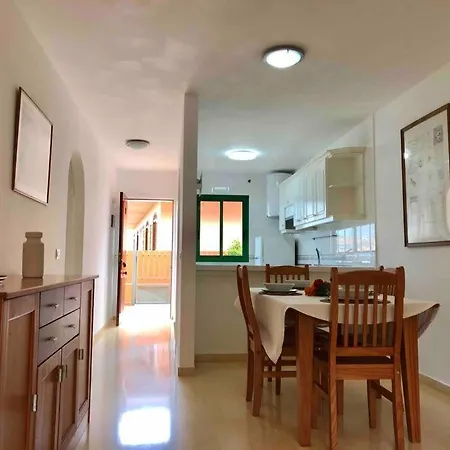 Apartment Luminoso Apartamento Con Piscina Y Parking Puerto de la Cruz (Tenerife)